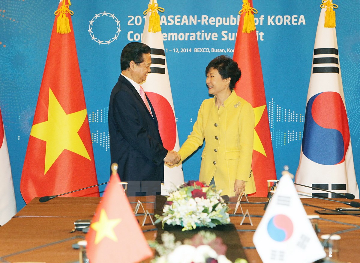 Prime Minister Nguyen Tan Dung’s activities in Busan, RoK